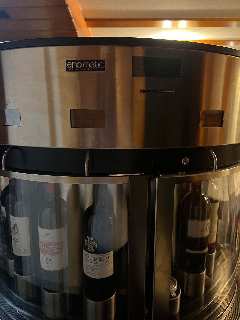 Cucine complete: Enomatic Wein - Kühlschrank mit 16 Flaschen – Usato da Wohlen AG venduto da dis_vy66 1