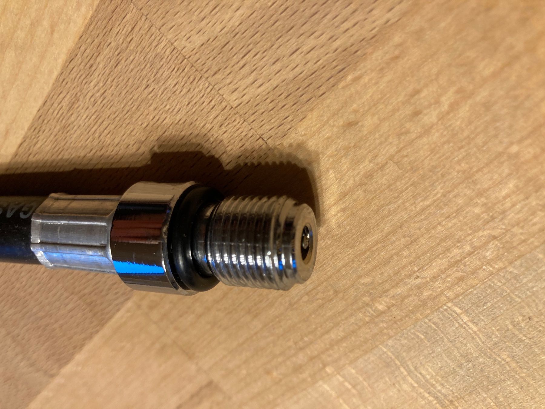 Accessori per altri veicoli: Adapterschlauch 14 x 1.25 – Nuovo e nell'imballaggio originale da Jegenstorf venduto da fribe01 2