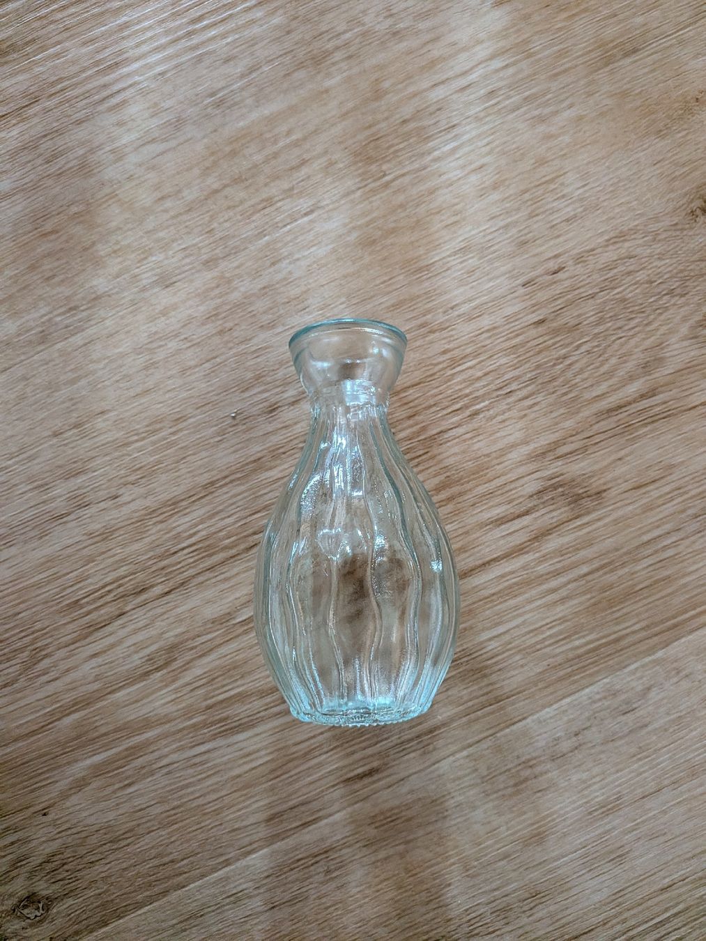 Vase & Récipients: 11 Glasvasen klein gerippt – D'occasion à Aarau par ilohe 1