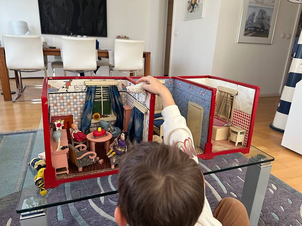 Case e mobili per bambole: Puppenstube  – Usato da Arlesheim venduto da Naarebaschi 4