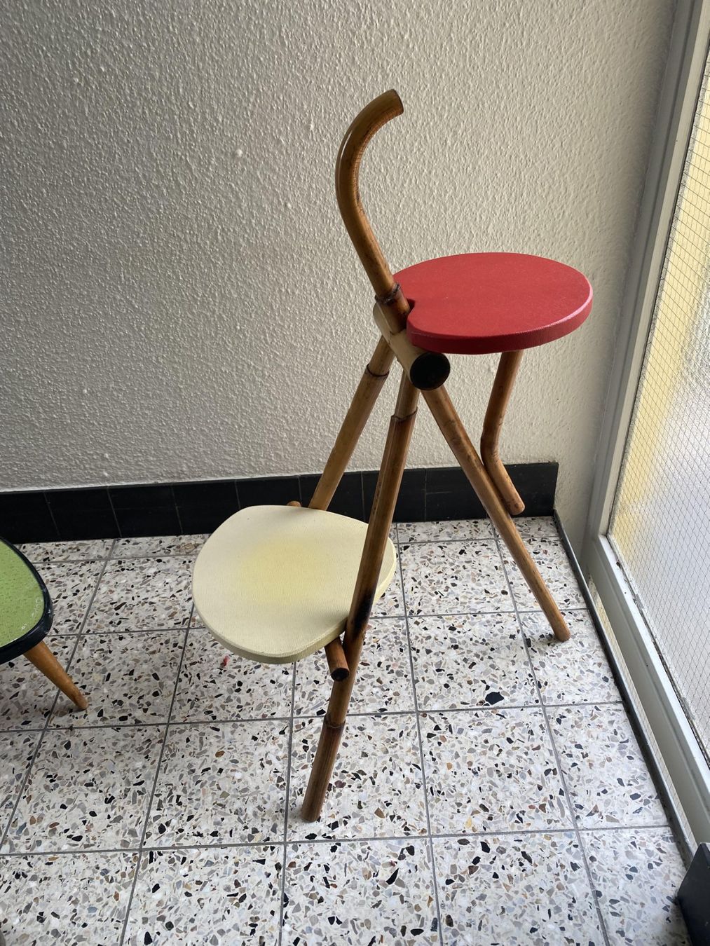 Hocker: Blumenständer Blumenhocker vintage space age – Gebraucht aus Bern von ToysPlusVintage 1