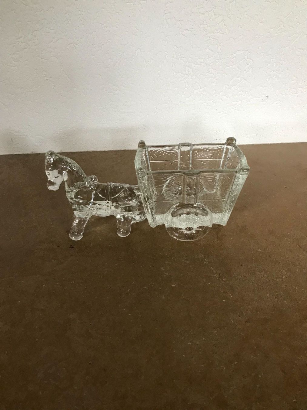 Alle Dekorationen: Cheval en verre deco – Gebraucht aus Montsevelier von ber_88db 1