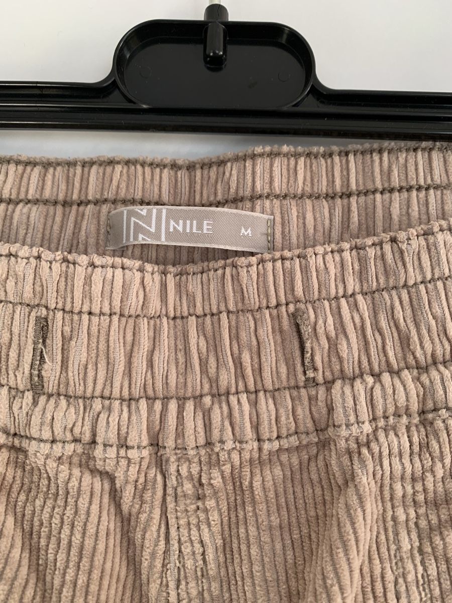 Nile Pantaloni: Nile Cordhose, Beige, Grösse M – Nuovo (secondo la descrizione) da Diessenhofen venduto da rom_qv7b 1