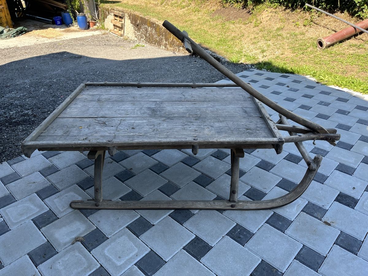 Slitta: Holzschlitten, Antik, Alt, Altholz – Usato da Brunnadern venduto da Corrado90 2
