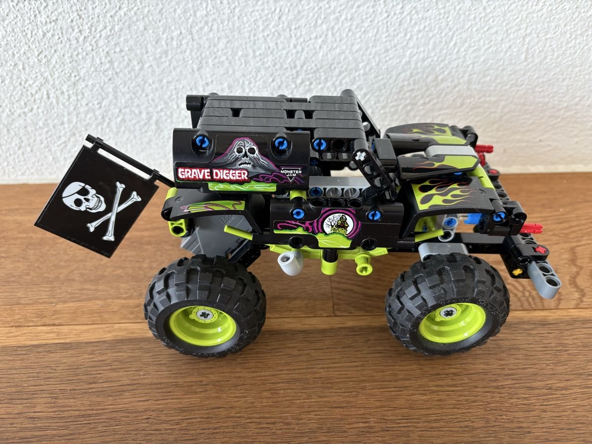 Lego Giocattoli: LEGO Technic Monster Jam Grave Digger 42118 – Usato da Horgen venduto da Rafnaf 3