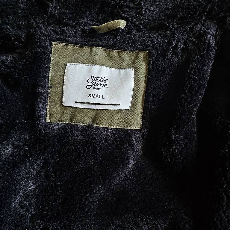 Giacche: Winterparka mit Fellkapuze – Usato da Zürich venduto da EstrellaTarotReader 2