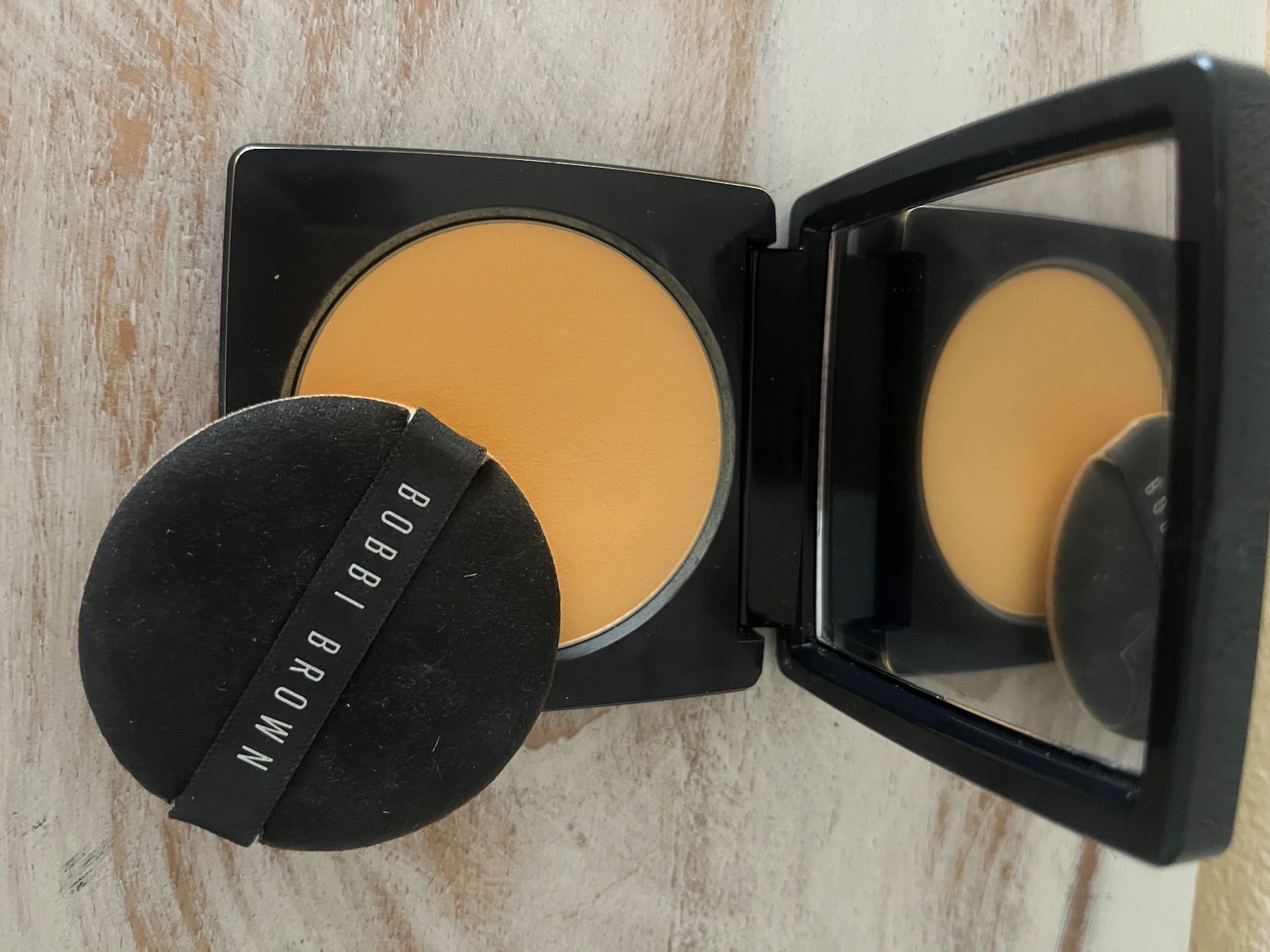 Make-up: Bobbi Brown Sheer Finish Pressed Powder – Usato da Bülach venduto da creami 3