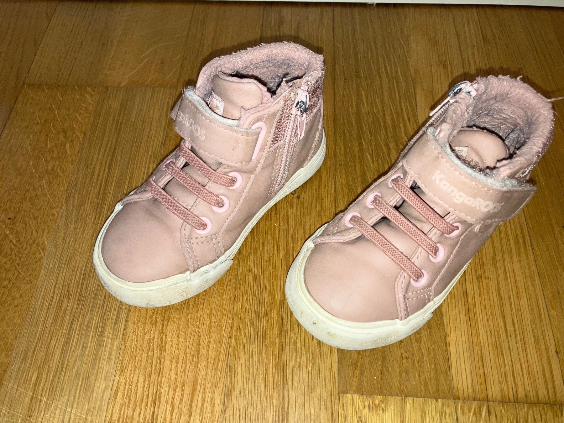 Schuhe für Jungen: Kinder Winterschuhe, Grösse 23 – Gebraucht aus Zürich von Dudu2020 2