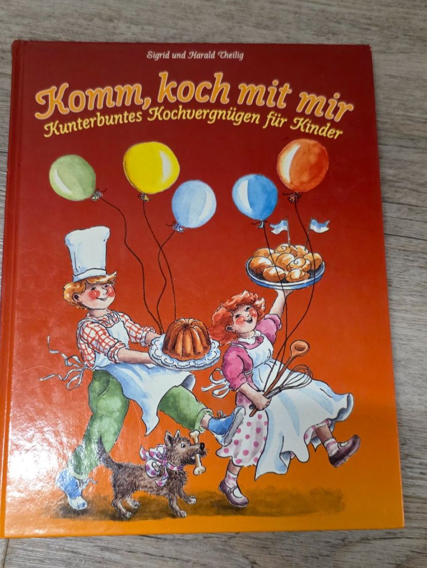 Libri: Kinder Kochbuch "Komm, koch mit mir" – Usato da Niederbipp venduto da Tamara15101995