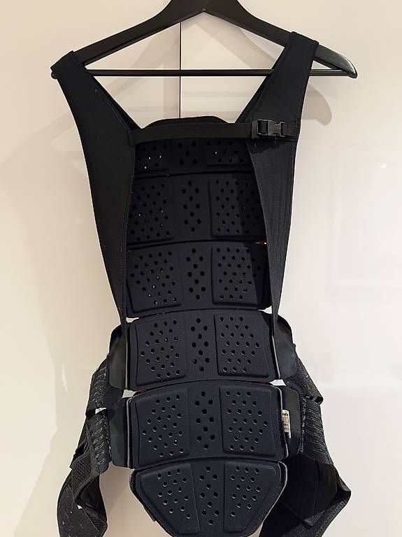 Protezioni & Imbottiture: Dainese Rückenprotektor Gr.L – Usato da Chur venduto da gbo_57bt 2