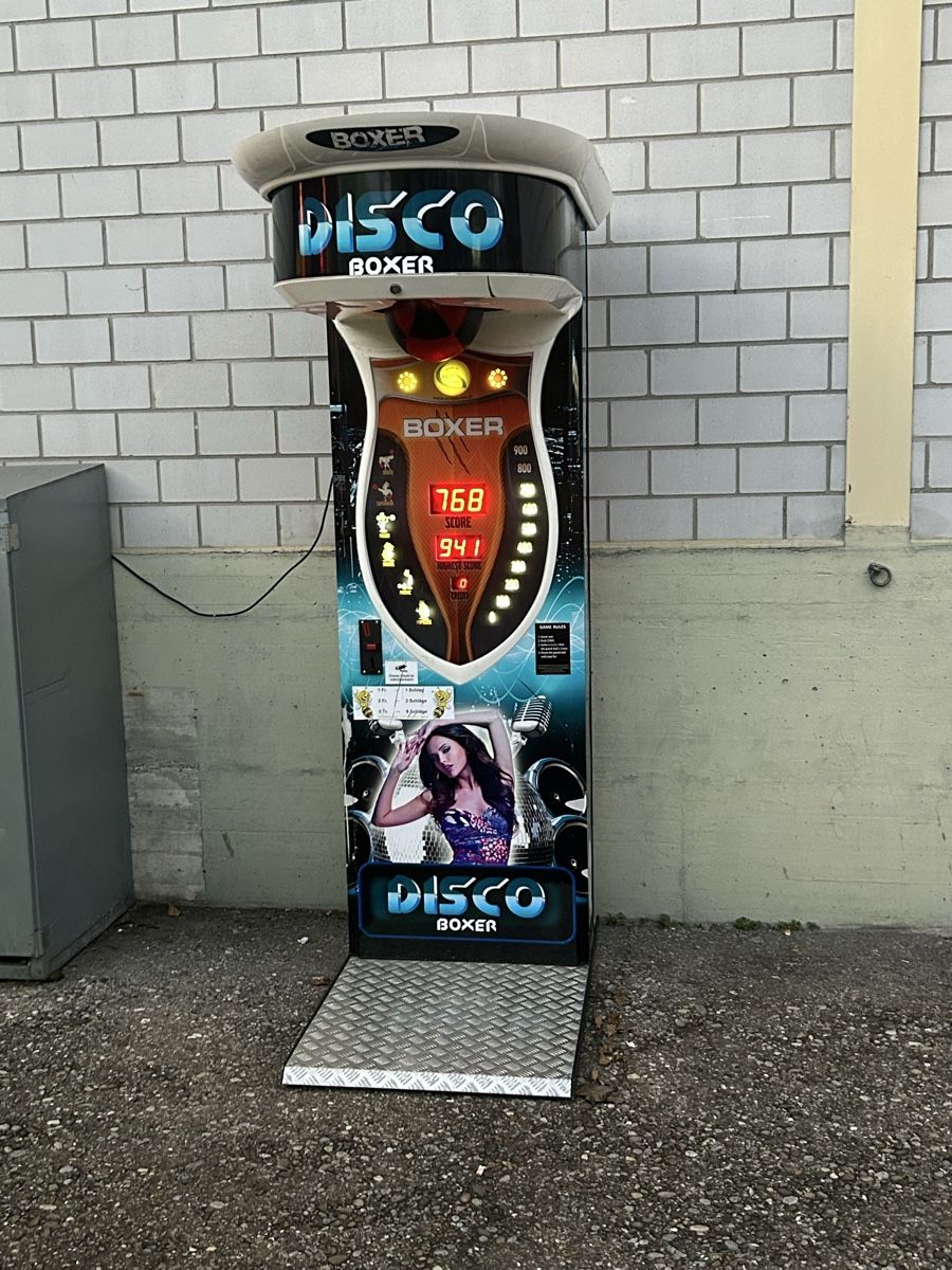 Slot Machine: Disco-Boxautomat "Disco Boxer" – Usato da Hombrechtikon venduto da SPS-Liquidationen 2