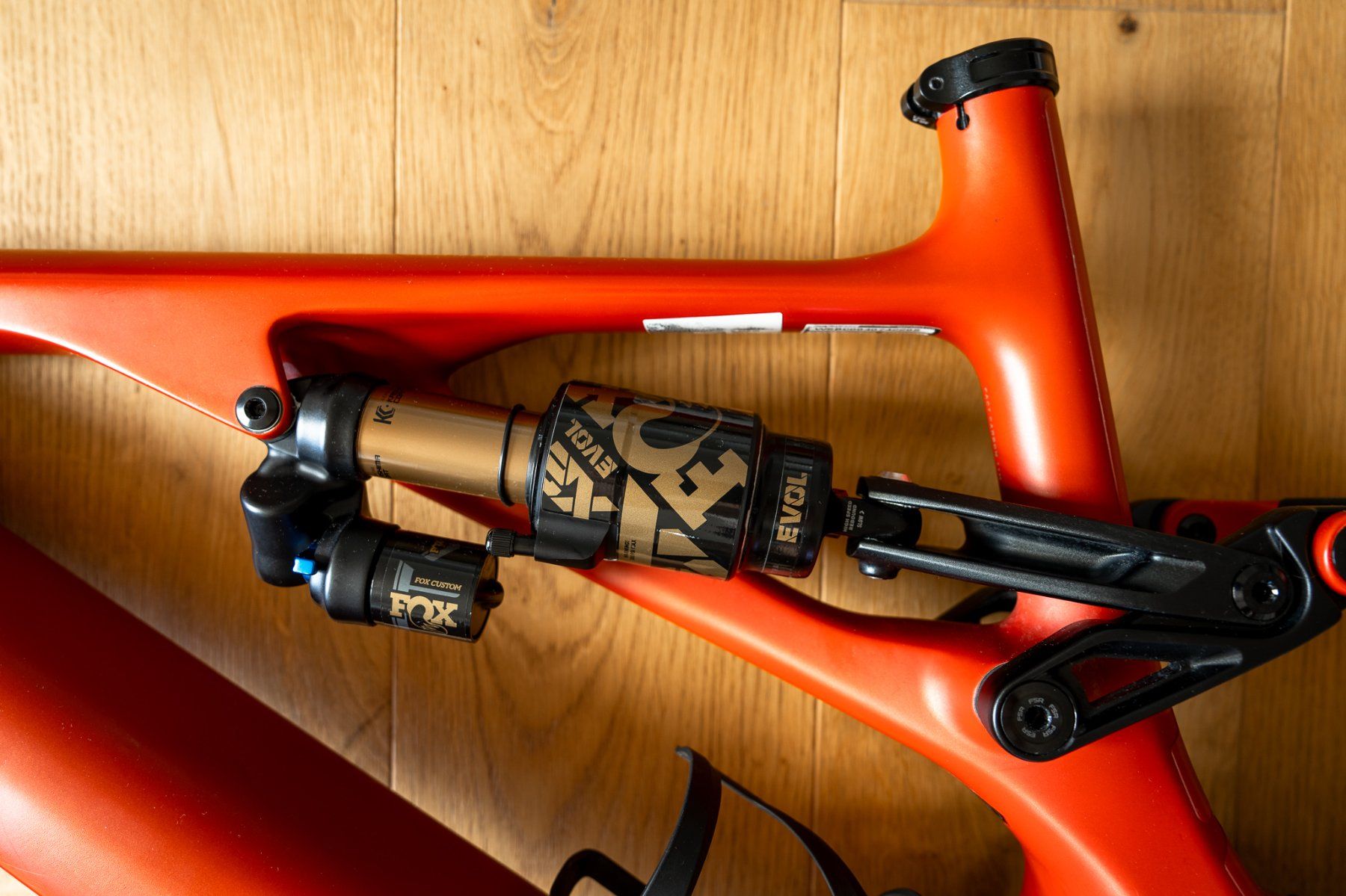 Specialized Biciclette: Specialized Turbo Levo Pro S4 als Frameset + Dämpfer - eBike – Usato da Schaffhausen venduto da Rushinroulette 4