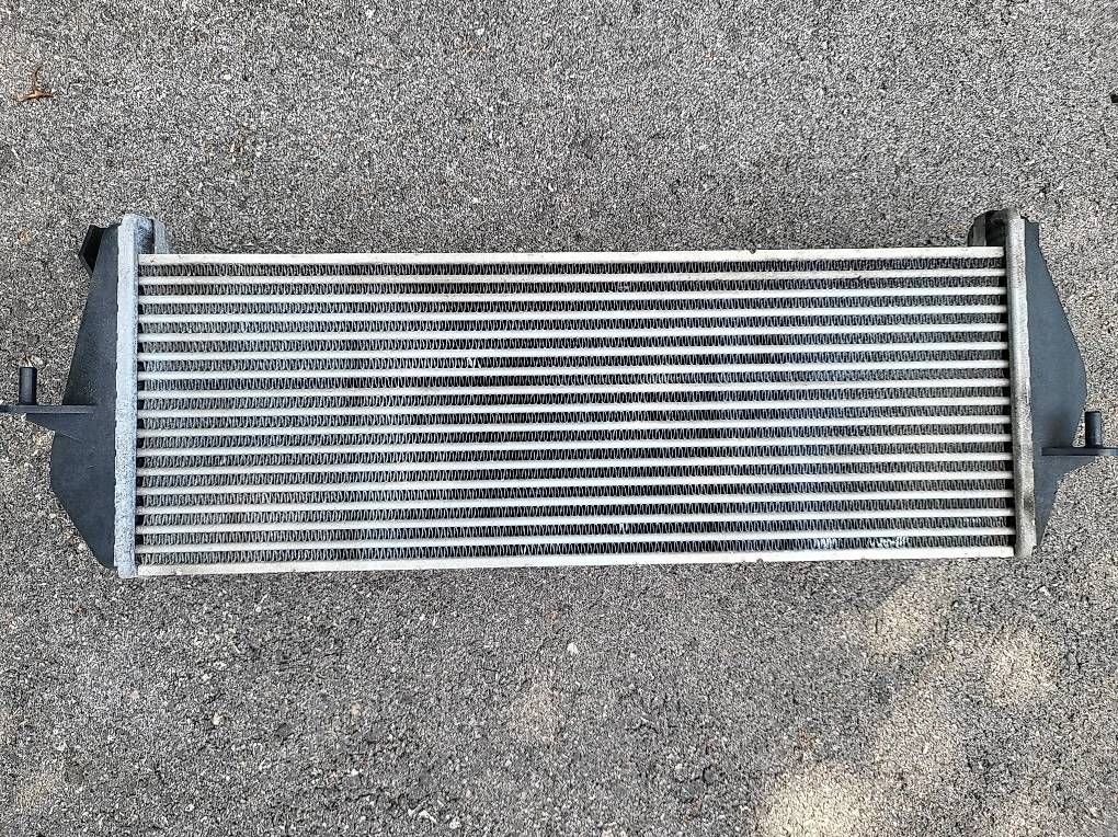 Tutti pezzi di ricambio auto: Intercooler Defender Puma 2.2TD4 – Usato da Penthaz venduto da GGE01 1