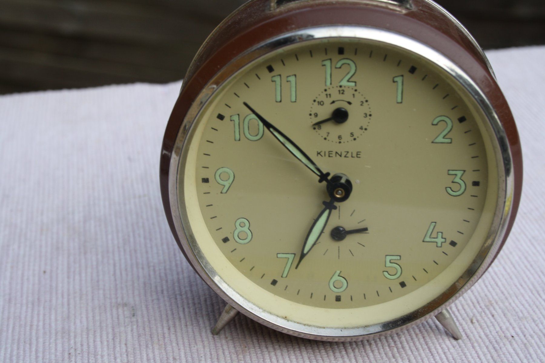 Kienzle Sveglie: KIENZLE VINTAGE WECKER – Usato da Wauwil venduto da Pneuedy