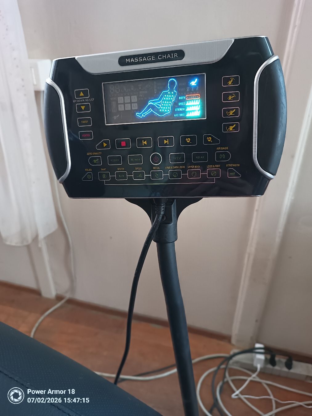Poltrone: Massagesessel Zero gravity ganzkörper – Usato da Bargen SH venduto da sti_drf8 4