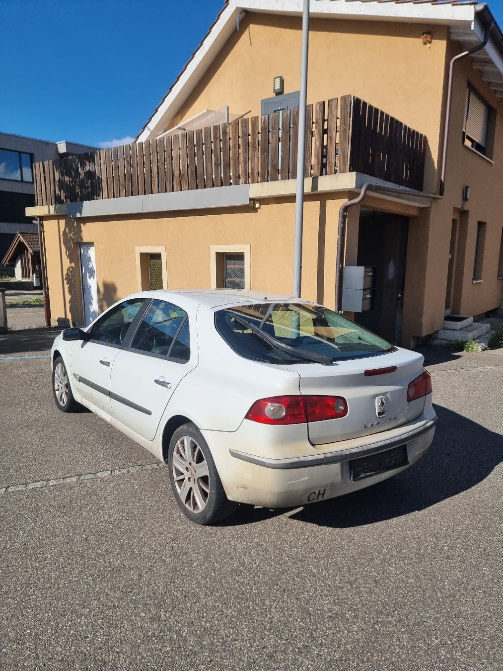 Renault Autos: Renault Laguna – D'occasion à Willisau par ida_hjx2 1