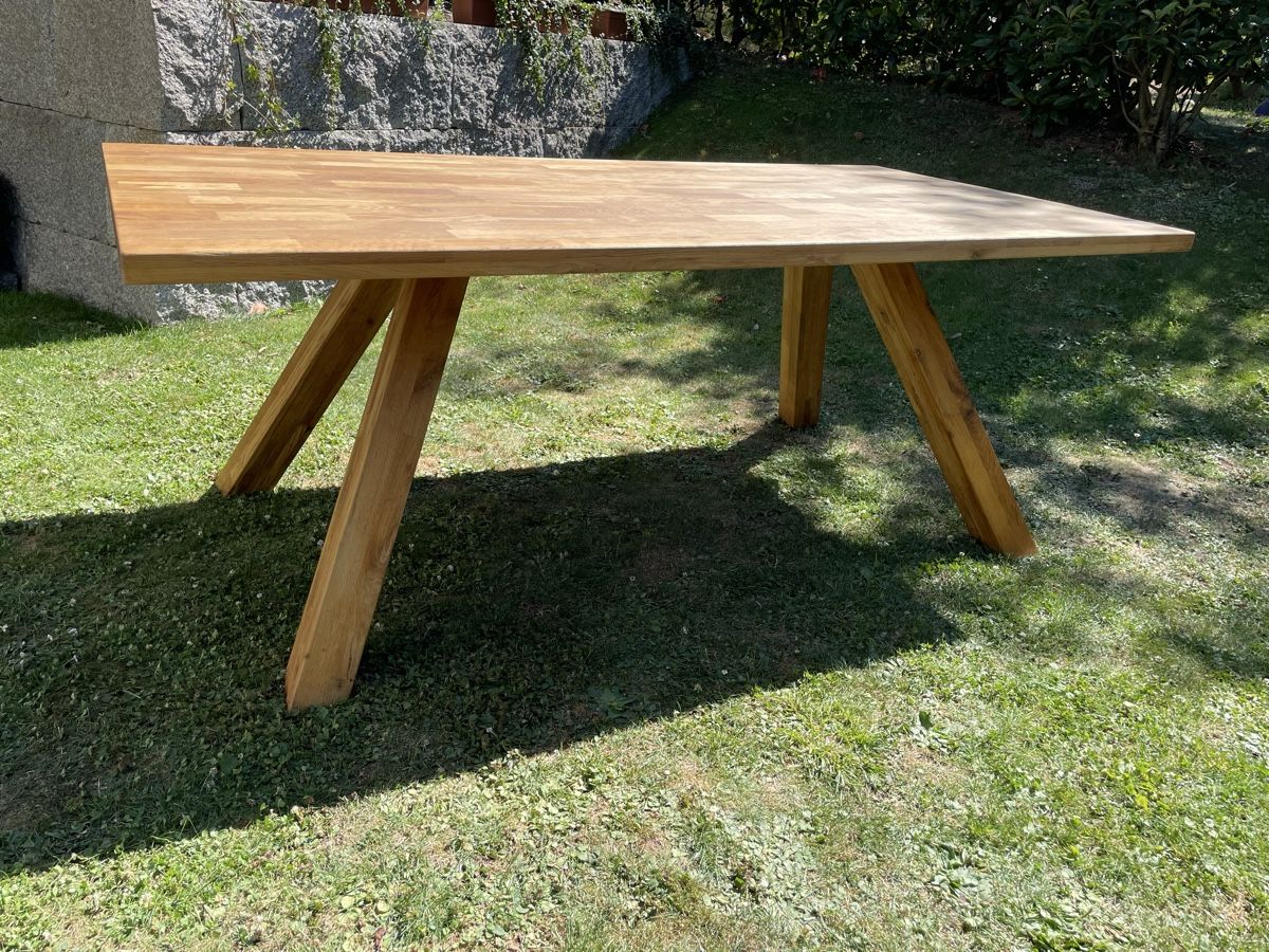 Tavoli: Wunderschöner Esstisch aus Eichenholz - 200x100cm – Usato da Marthalen venduto da ironh1tsch 3