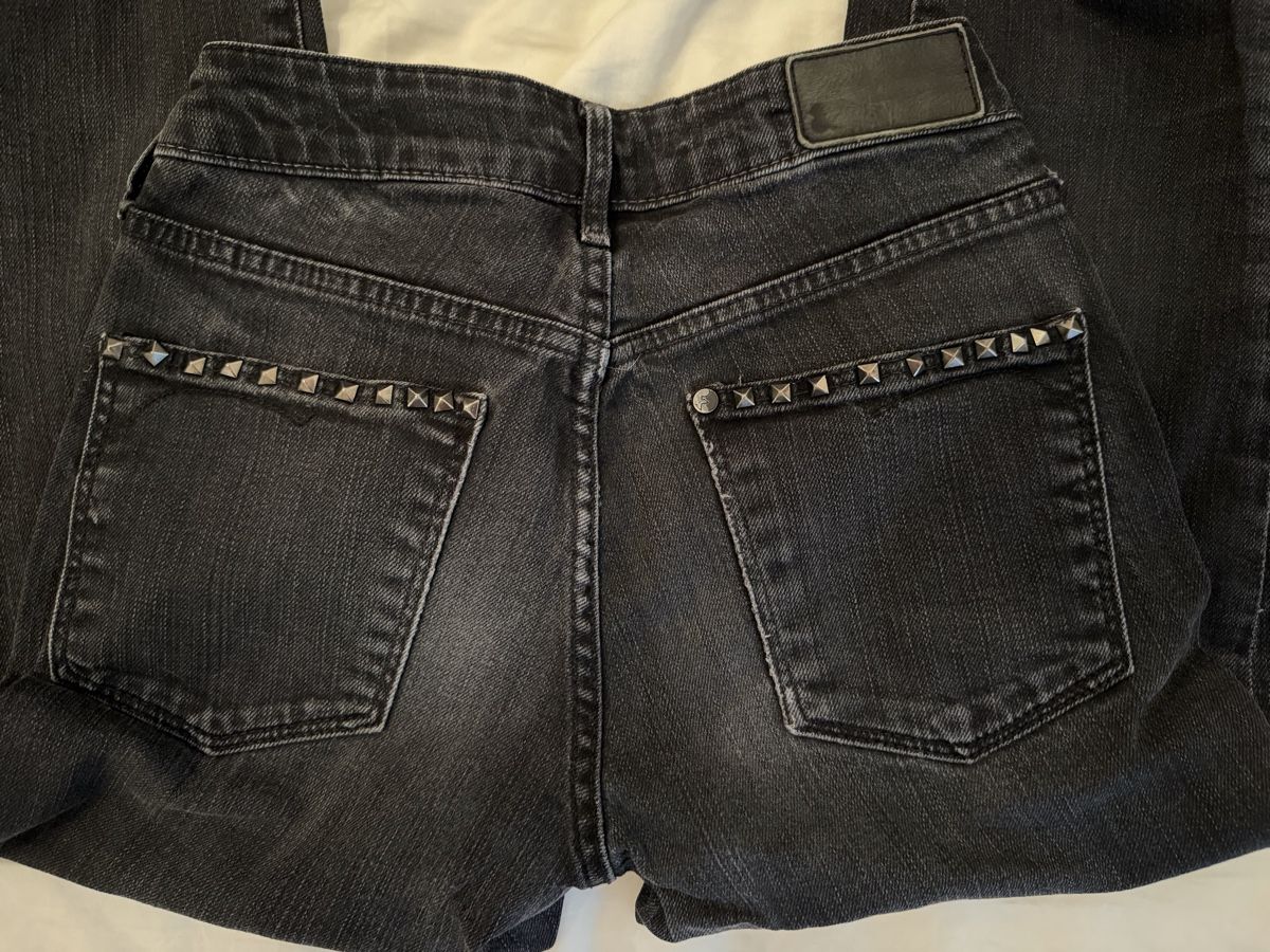 H&M Jeans: Jeans mit Details – Usato da Eschenbach LU venduto da Tatzi1 3