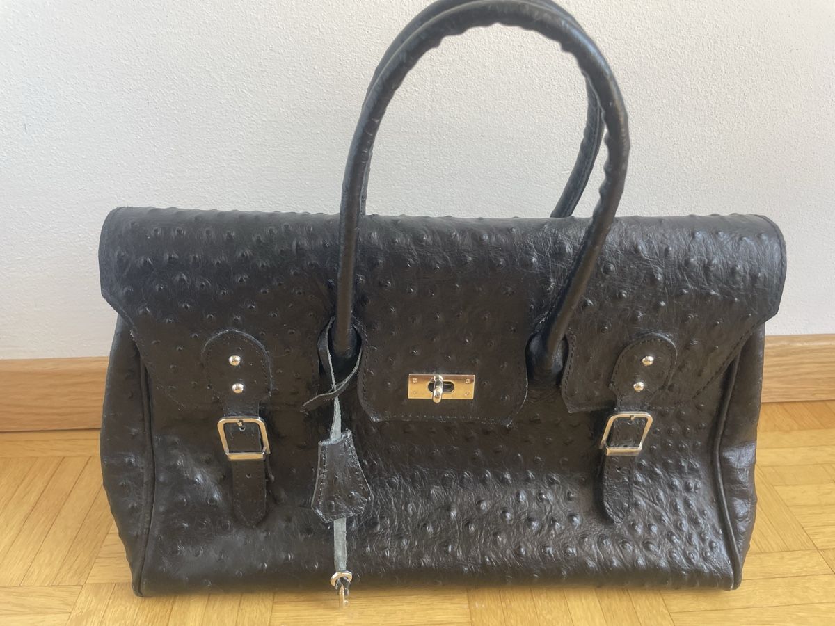 Borse da donna: Tasche – Usato da Wolfhausen venduto da Cilli