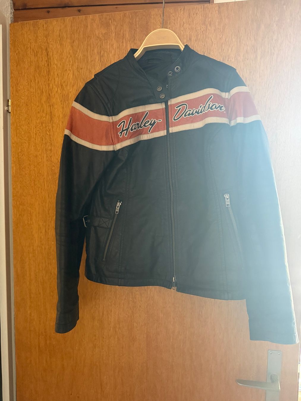 Harley-Davidson Jacken: Harley Davidson Jacke Damen – Gebraucht aus Reinach AG von joy_q2gl