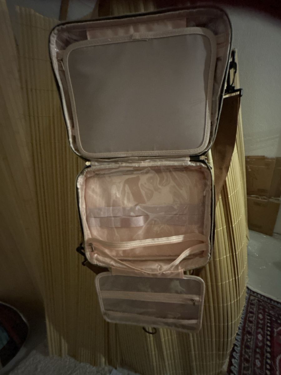 Custodie per cosmetici: Praktischer Kulturbeutel / Schminktasche - – Nuovo (secondo la descrizione) da Bettlach venduto da Aresdiego 2