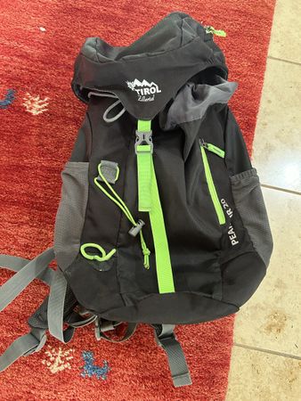 Rucksack Peakr 20 Tirol Zillertal schwarz/grün