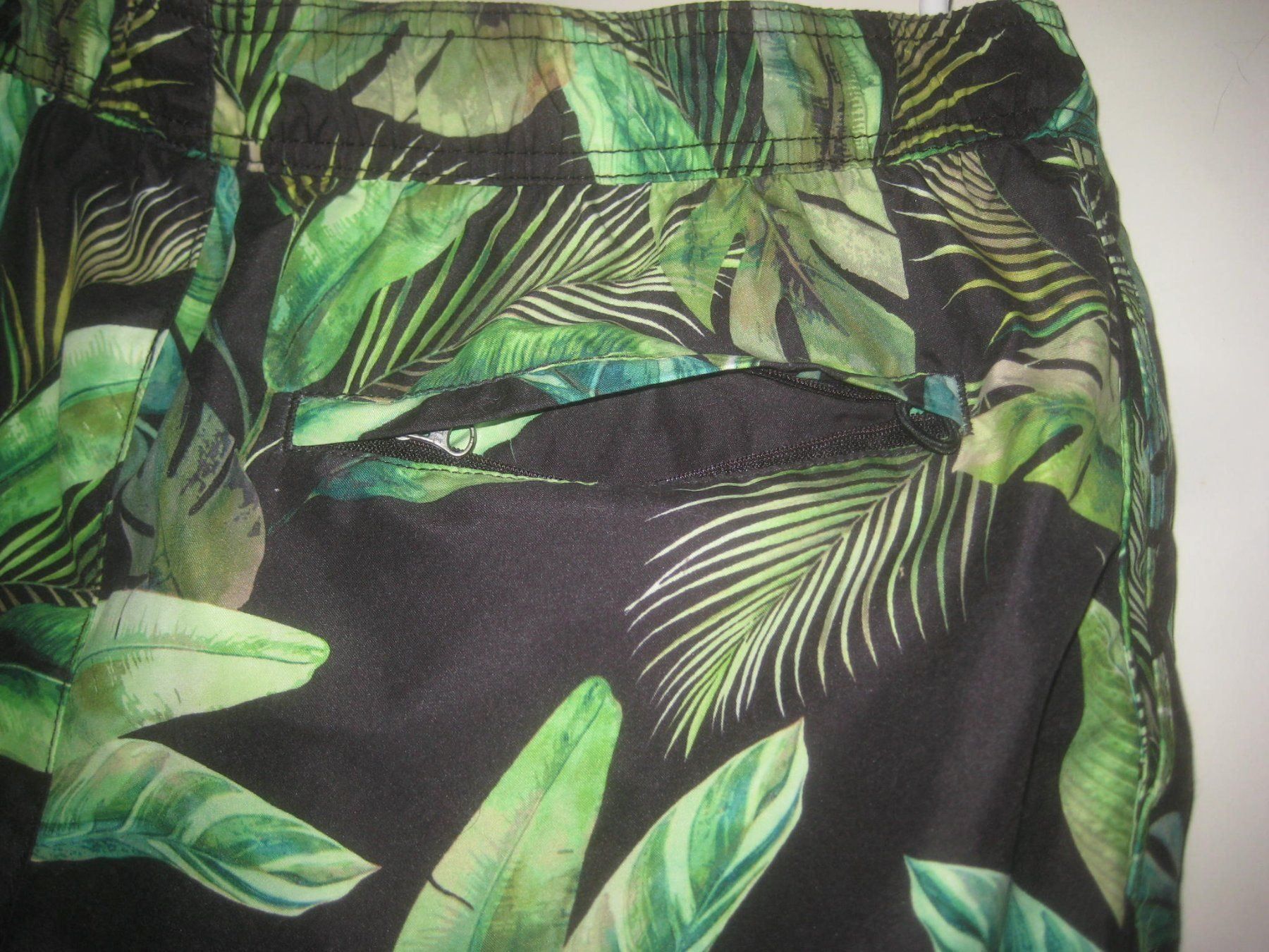 Hosen: HERREN  SHORTS – Gebraucht aus Uster von flocke1 1