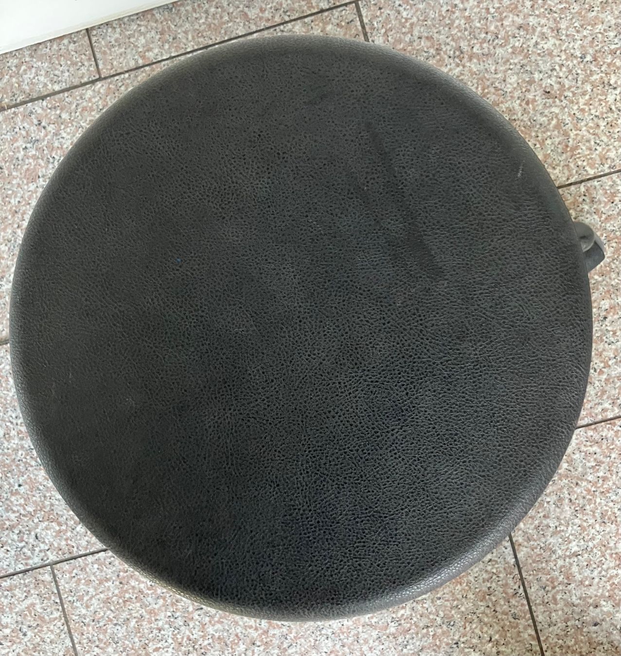 Tabourets: Rollhocker hydraulisch höhenverstellbar – D'occasion à Wädenswil par Messervice 1