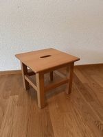 Hochwertige Hocker / Schemmel aus Buche lackiert