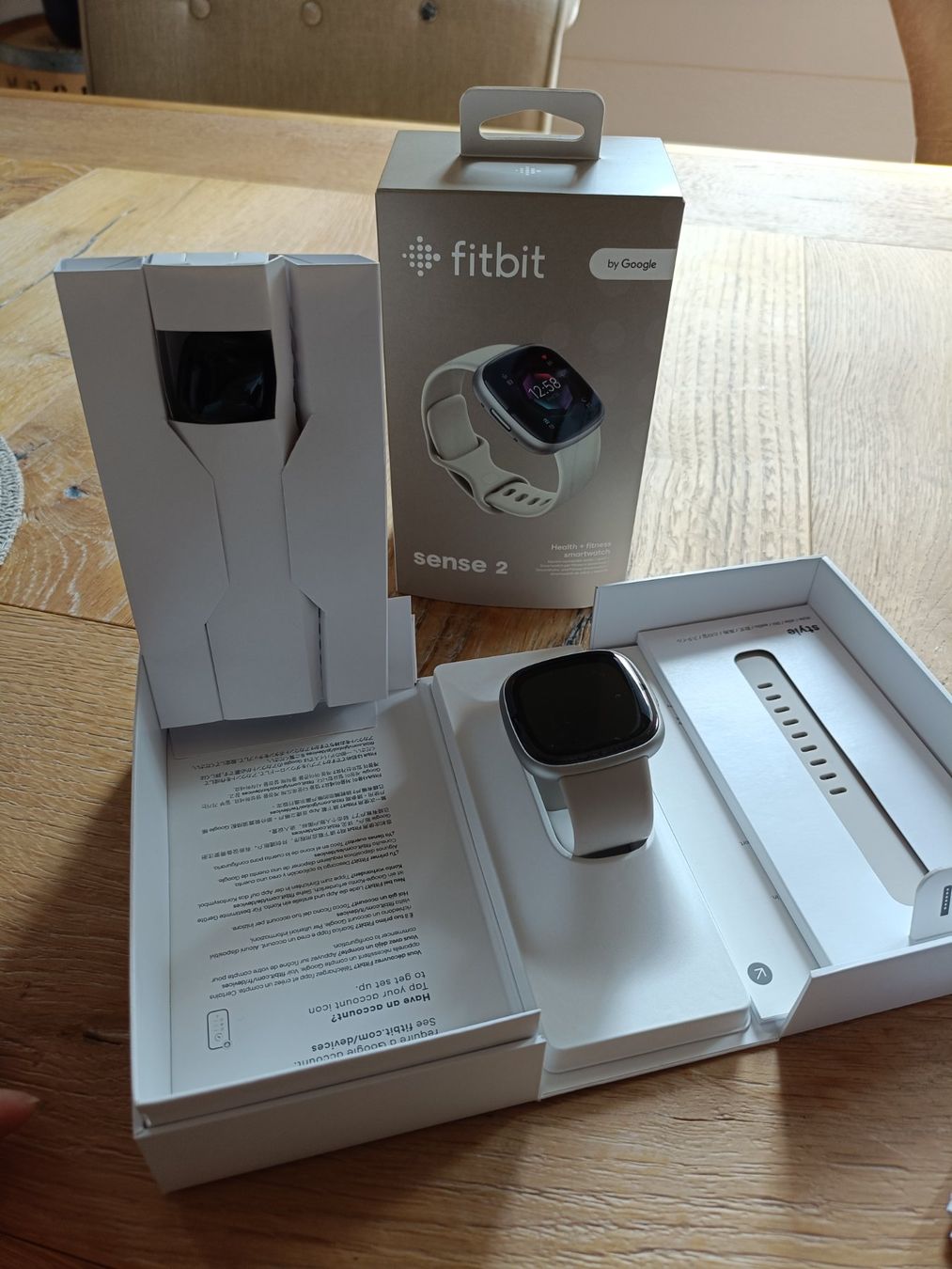 Fitbit Smartwatch: Fitbit Sense 2 Smartwatch – D'occasion à Mellingen par engelii01 2