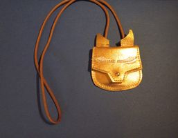 Süße Fuchs-Minitasche aus goldenem Leder – Handmade Design