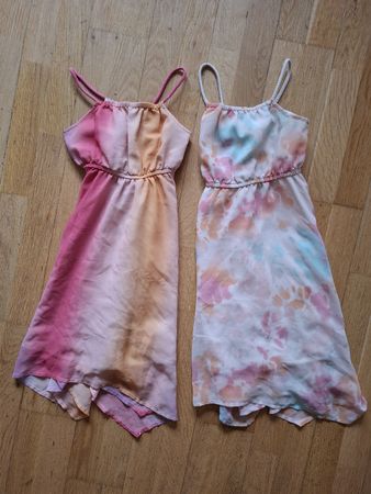 Sommerliche Mädchen Kleider, Gösse EUR104 (3-4 Jahre)