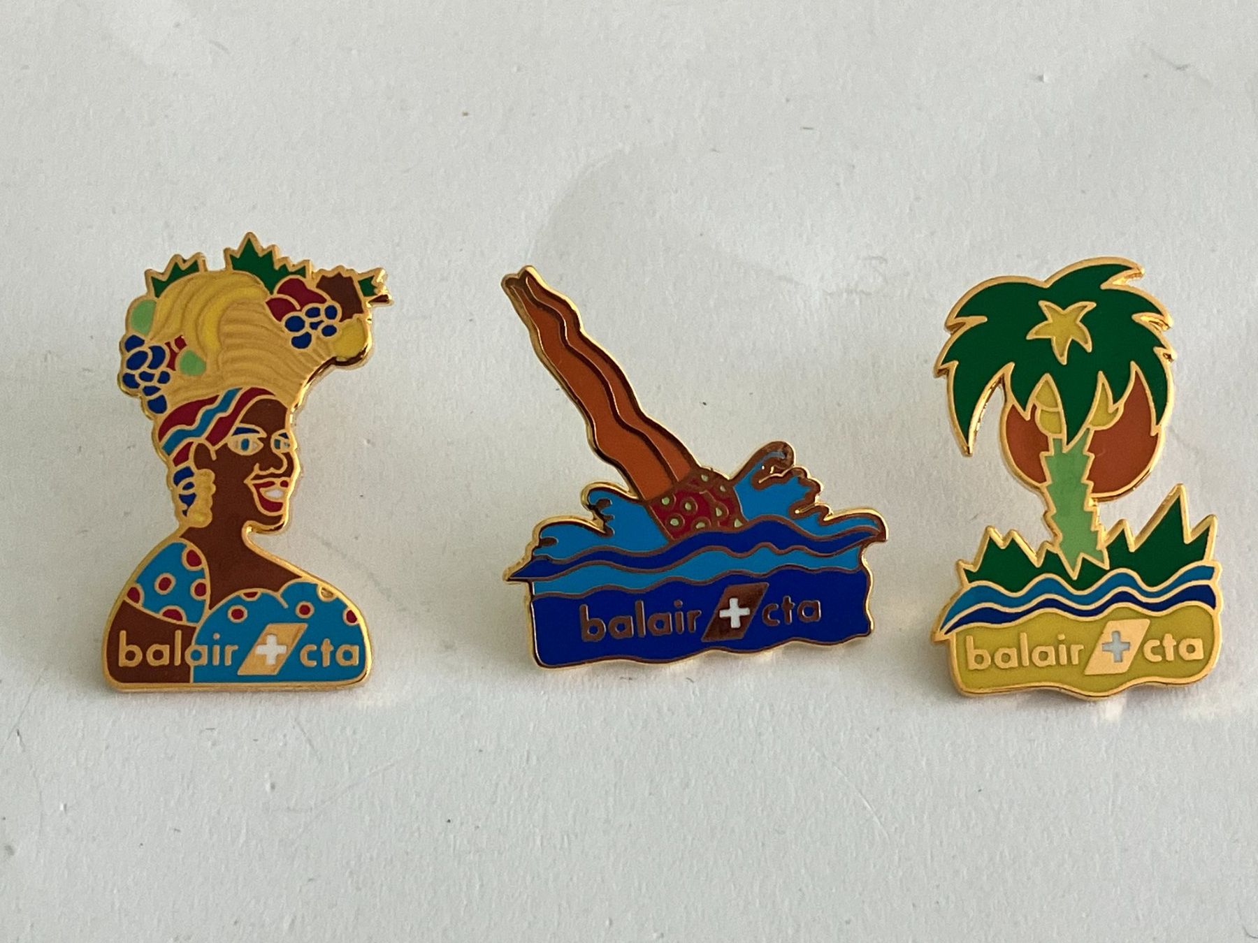 Placchette & Badge: 3 Pin Balair cta – Usato da Basel venduto da djwwpp
