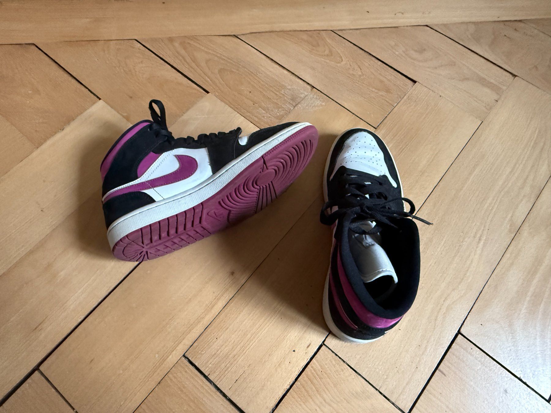Nike Chaussures femmes: NIKE - Air Jordan High Top Sneaker 39 – D'occasion à Zürich par Diazaio 3