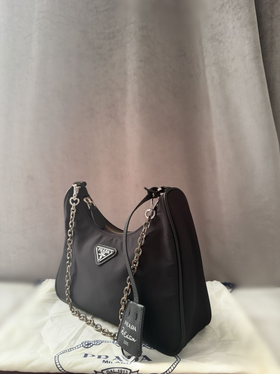 Prada Borse da donna: Sac Prada Re-Edition 2005 – Usato da Genève venduto da ben_6kyz 1
