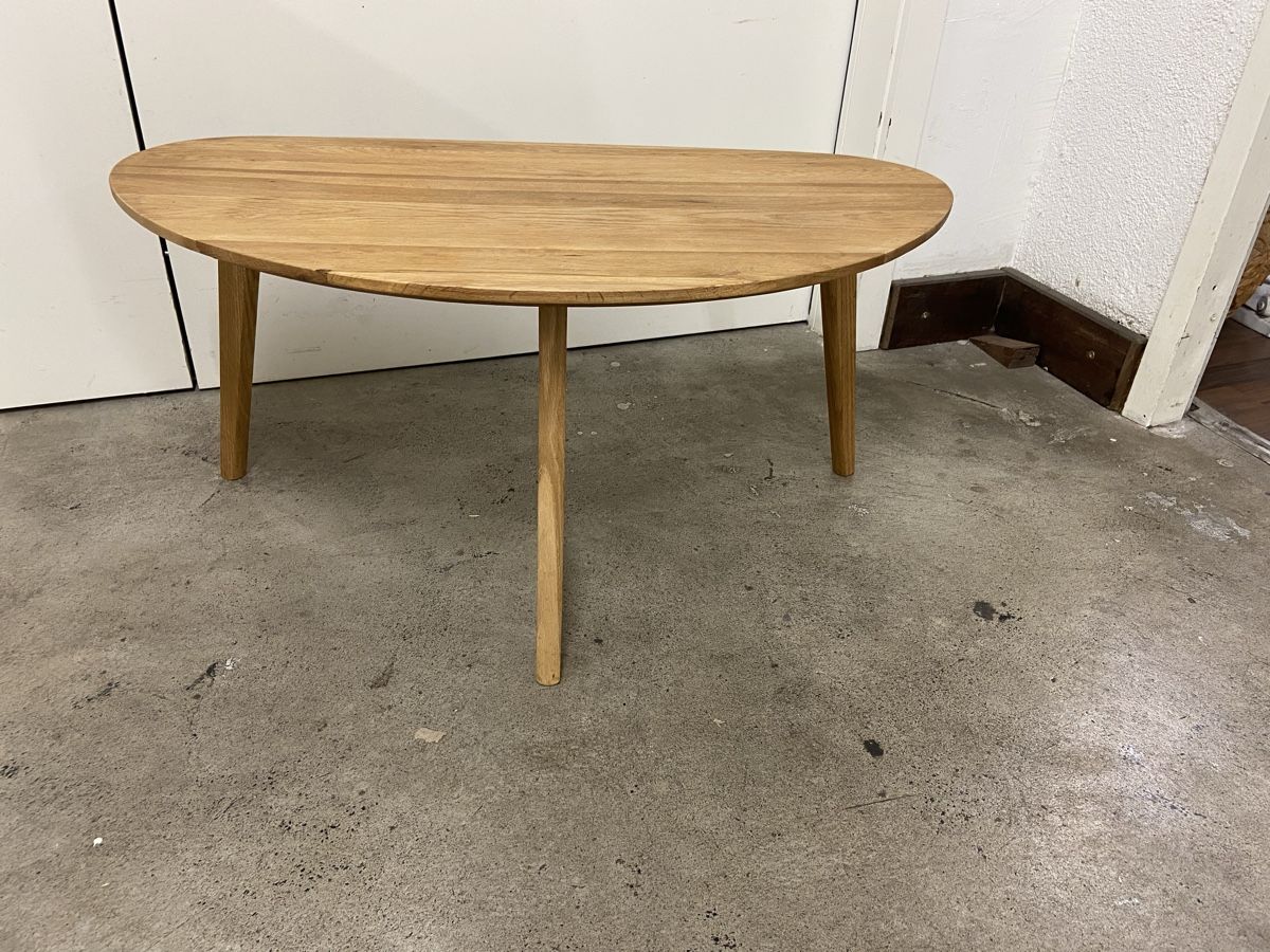 Tische: Designer Beistelltisch Holz oval  – Gebraucht aus Dietikon von brocki-eyra 3