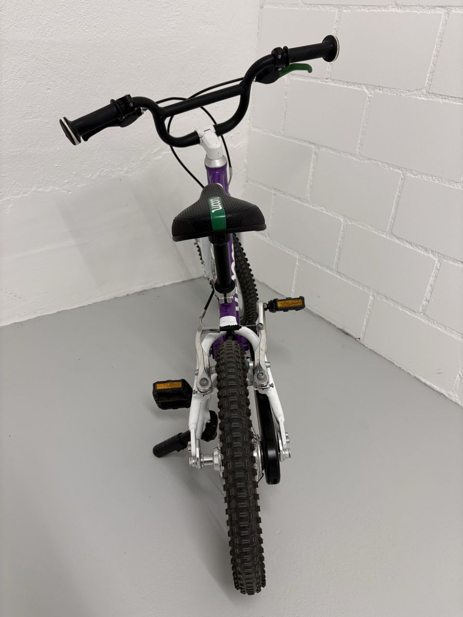 Woom Vélos: Woom 2 Kindervelo – D'occasion à Schwarzenburg par Zbinden133 3