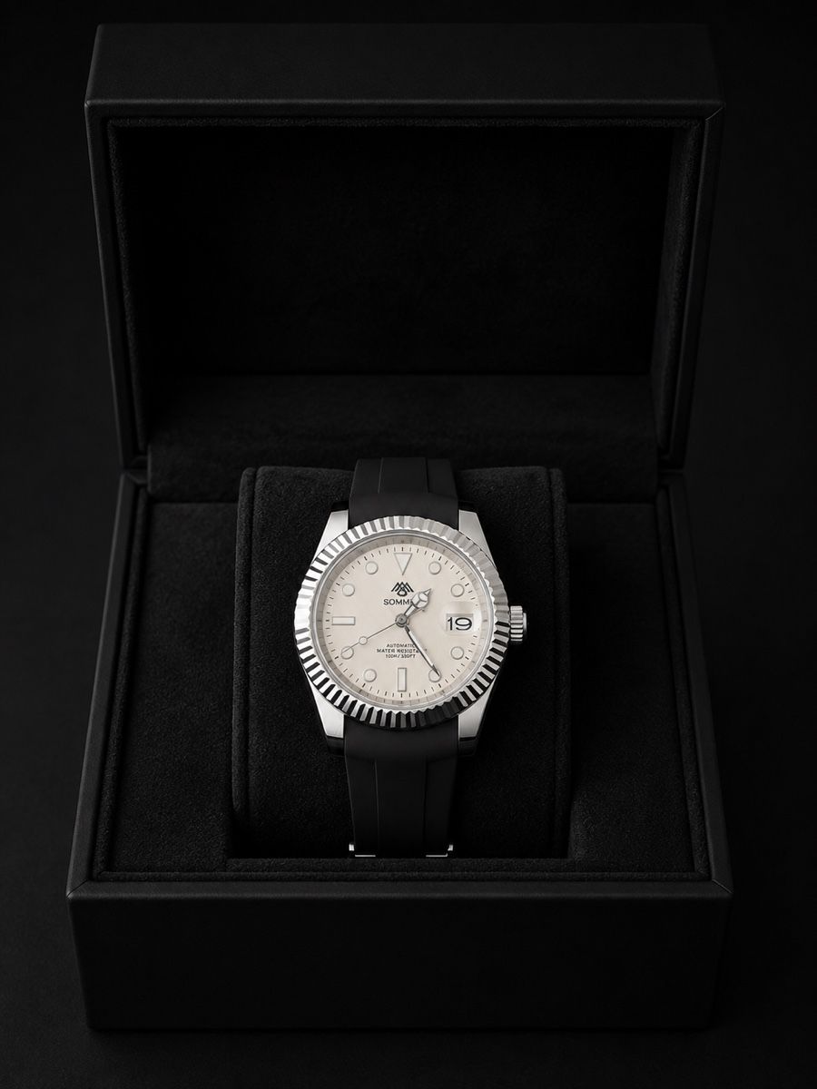 Uhren: Automatic watch. – Neu und originalverpackt aus Glattbrugg von met_xqn8