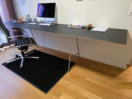Unistandardtisch von Atelier Alinea / Linoleum / 300cm