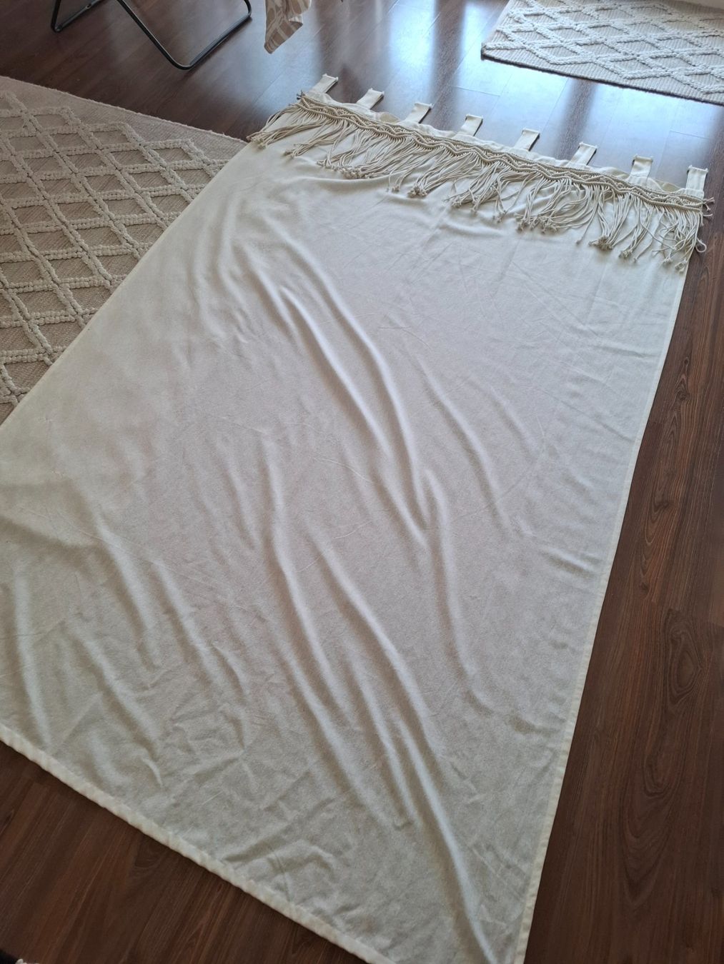 Vorhänge: Vorhang cremefarben mit Makramee Fransen Boho🥰 – Gebraucht aus Hinwil von Leandrocito 2
