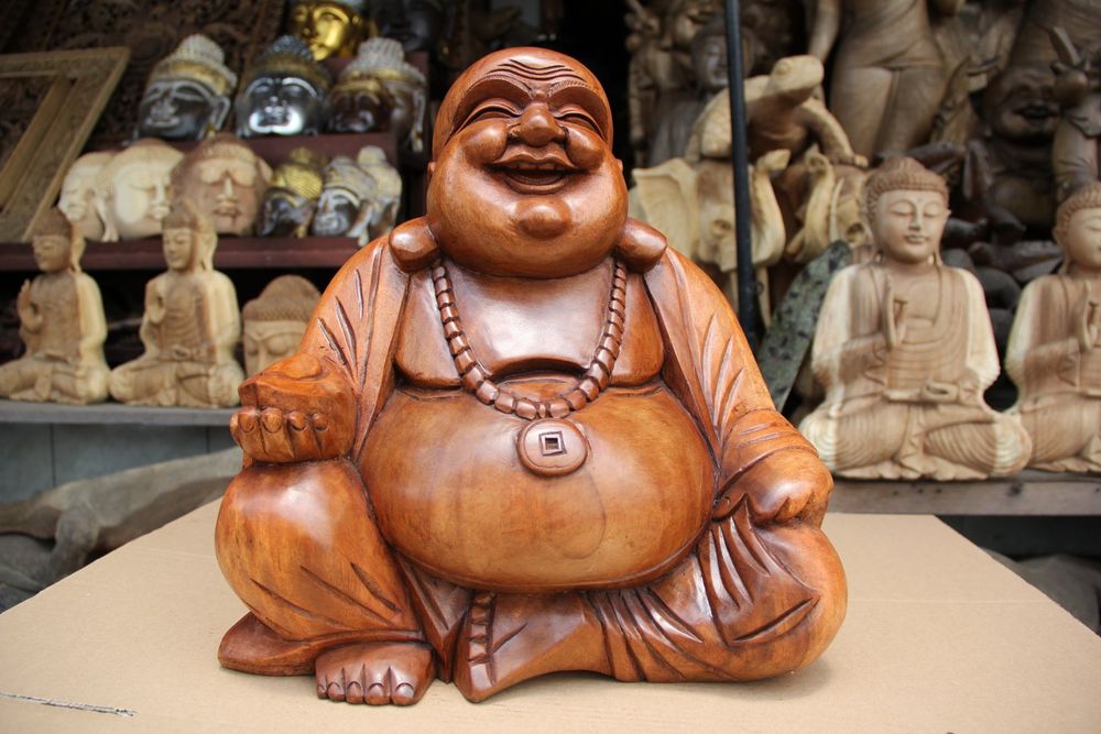 Lachender Buddha Holz