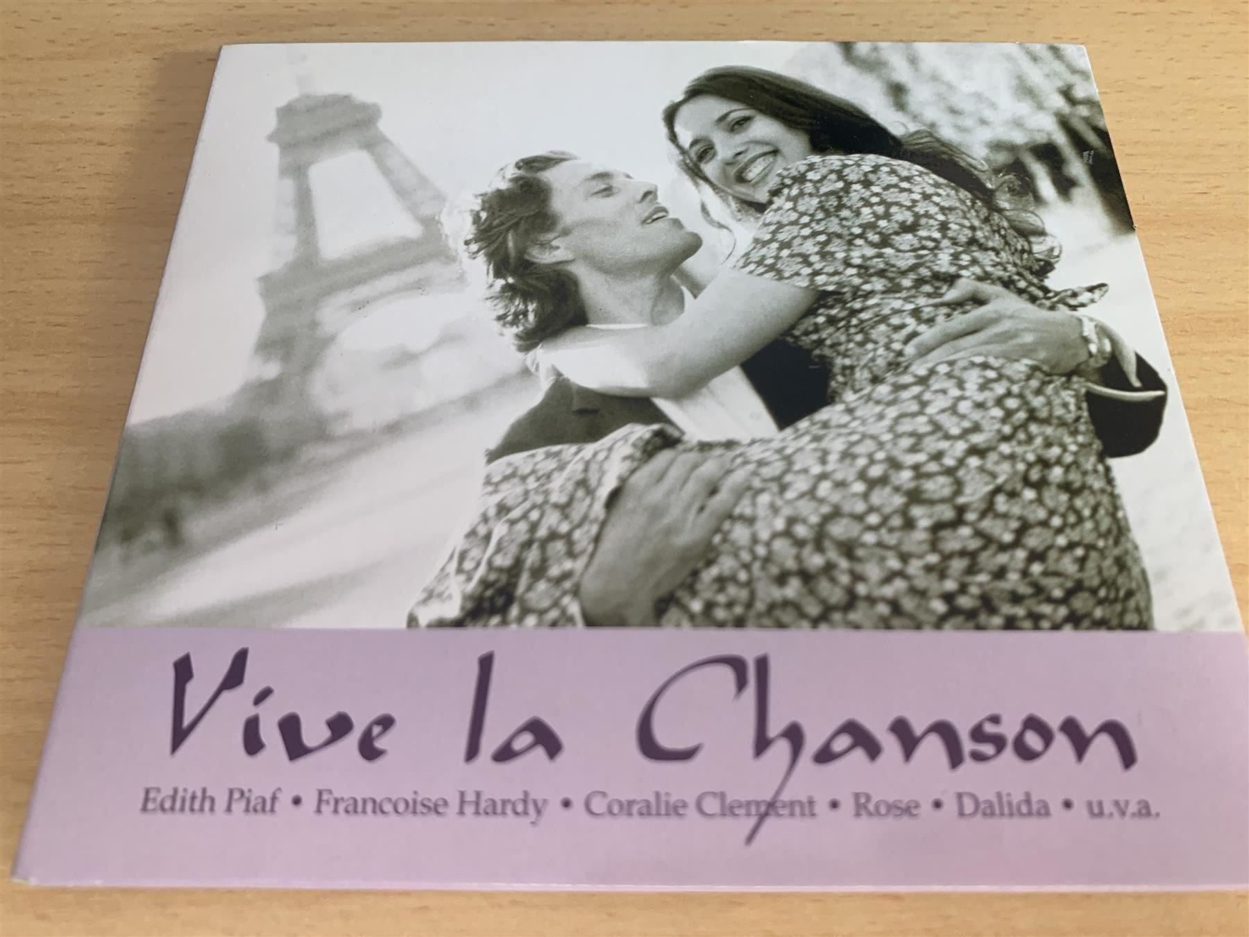 CD: Vive La Chanson – Usato da Rikon im Tösstal venduto da Alpenmutz