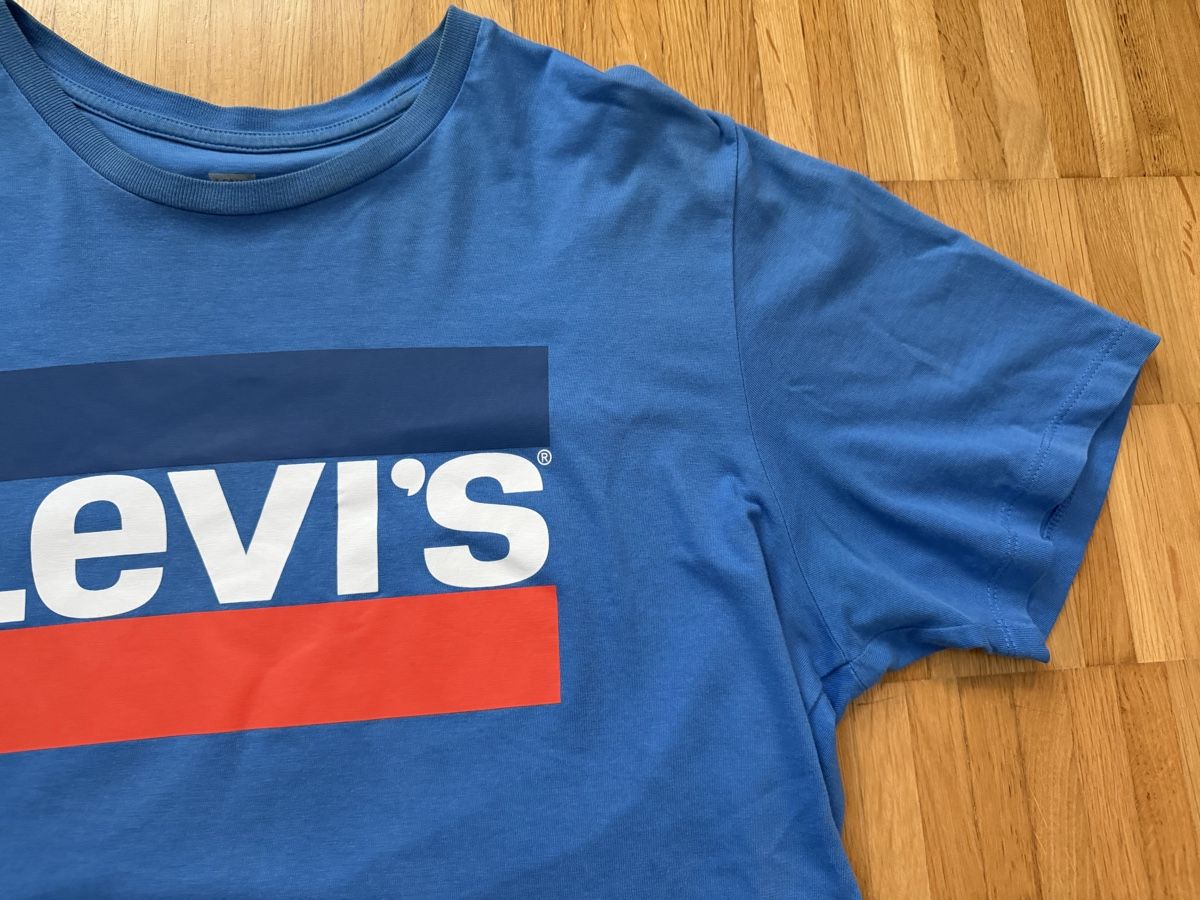 Levi's T-shirt: Levi's T-Shirt, Blau, Grösse L – Usato da Jona venduto da Good_luck_ 2