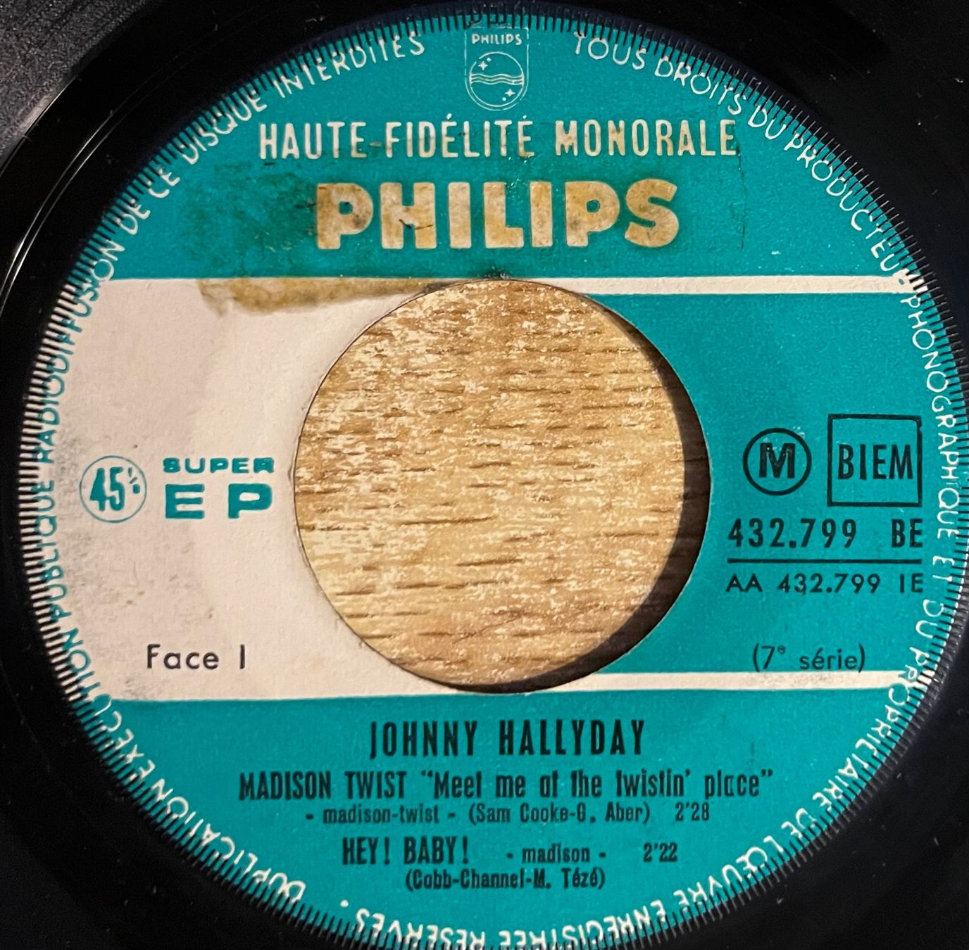Vinyles: JOHNNY HALLYDAY - MADISON TWIST – D'occasion à Bussigny par vinyl-pas-cher 2