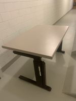 Höhenverstellbarer Schreibtisch gebraucht