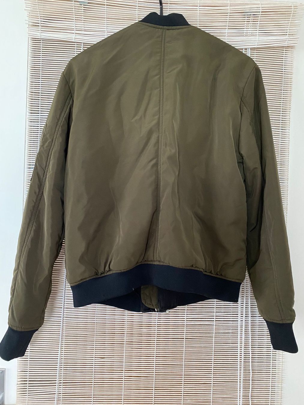 Zara Jacken: Veste bombers kaki – Gebraucht aus Montreux von iza_peche8 1
