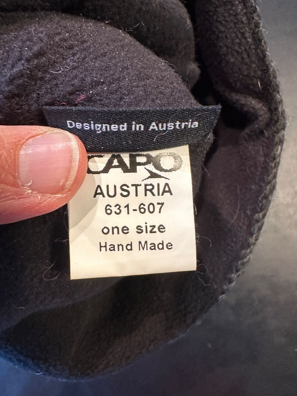 Copricapi, berretti & cappellini: Wintermütze CAPO – Usato da Hombrechtikon venduto da movoko01 1