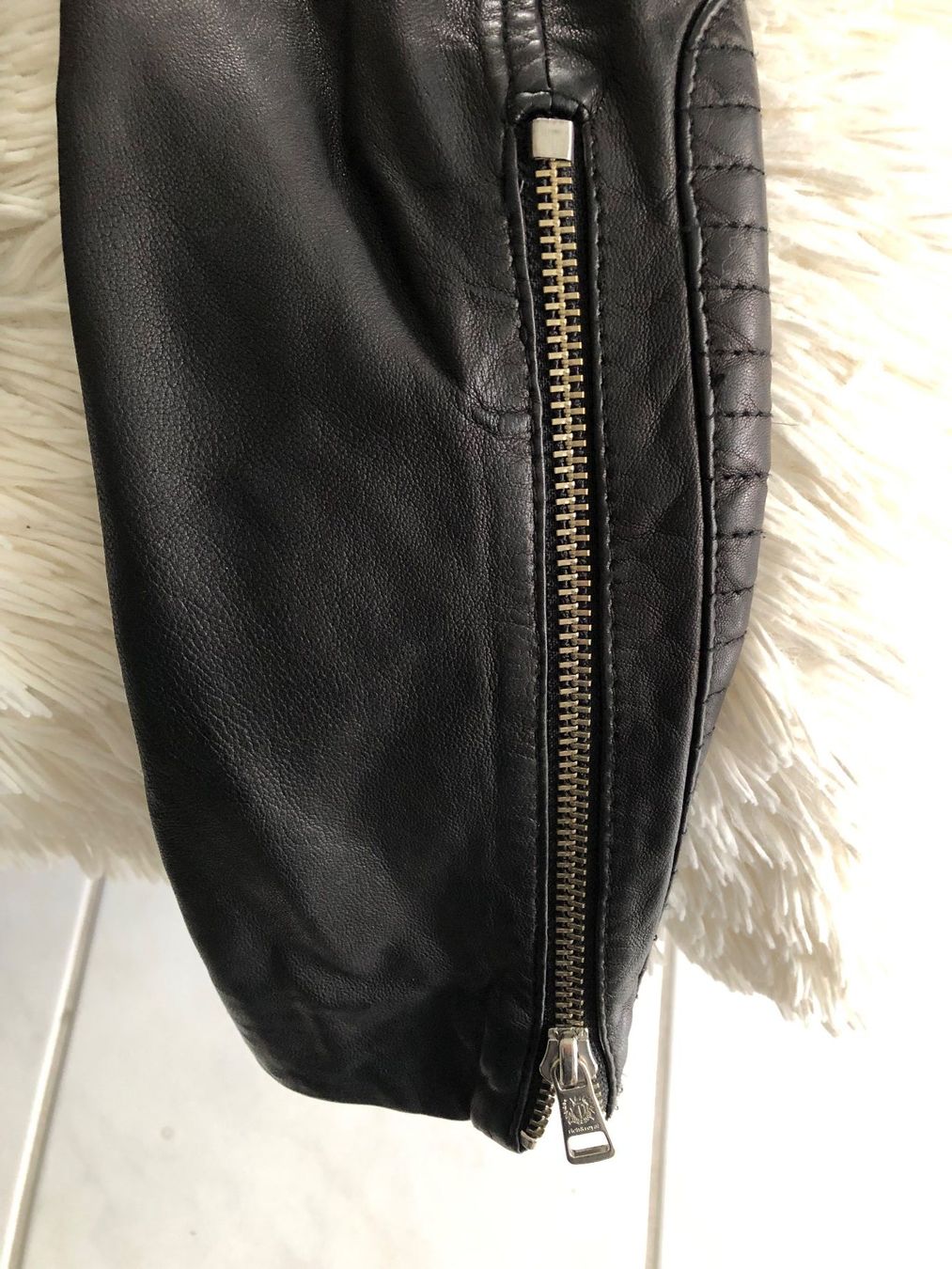 Rich & Royal Giacche: Rich&Royal Lederjacke Gr. 38 schwarz – Usato da Hittnau venduto da JD-OE 7