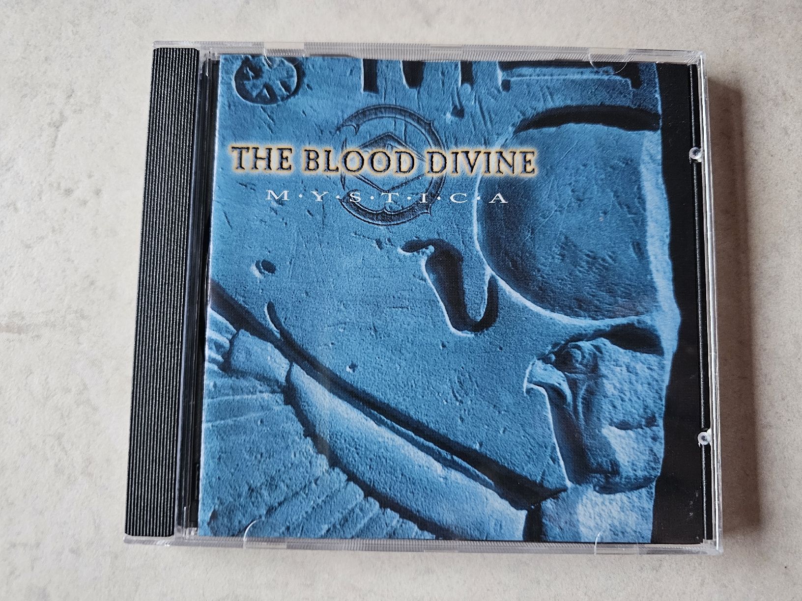 CD: The Blood Divine  -  Mystica – Usato da Schneisingen venduto da backstore24