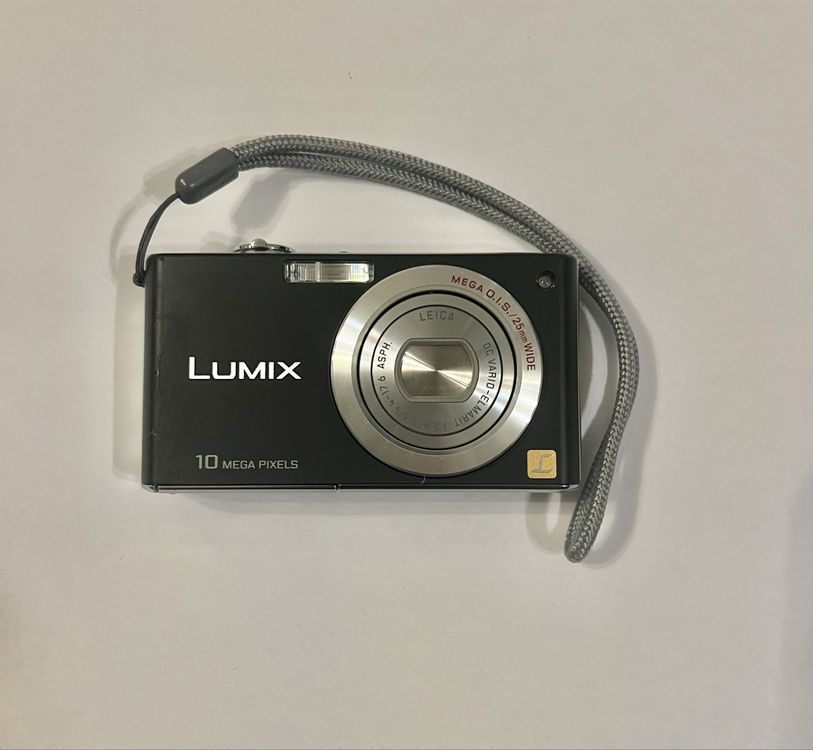 Appareil photo numérique vintage: PANASONIC LUMIX DMC-LS5, 14Mp, Japon 2011
